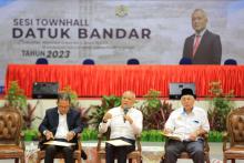 PROGRAM SESI TOWN HALL DATUK BANDAR PASIR GUDANG BERSAMA PENYEWA KEBAYAN DAN SEMAI NIAGA MILIK MAJLIS BANDARAYA PASIR GUDANG