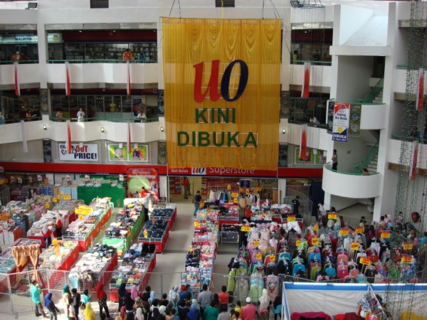 KOMPLEKS PUSAT BANDAR